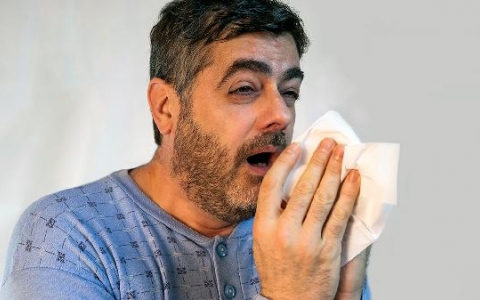 破伤风病人的典型症状a面色潮红