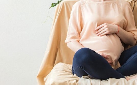 孕妇白细胞高很多是什么原因造成的
