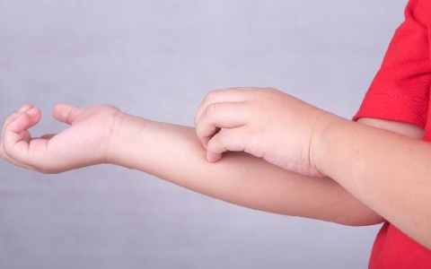 孩子嗓子起了疱疹怎么办