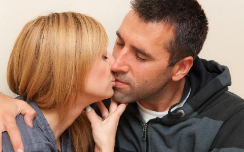 男人喝酒多了会不会影响性功能