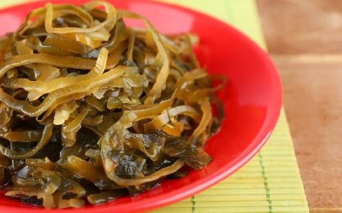 多吃哪些食物对头发变黑有好处