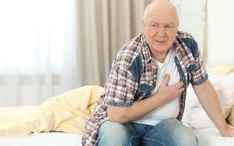 老人吃不下去饭没有食欲是啥原因