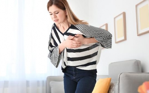 乳腺结节和生气情绪激动有关系吗