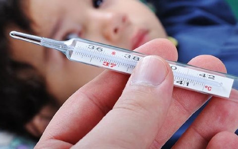 体温计腋下测温需要几分钟