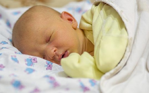 婴幼儿黄疸高有什么症状吗