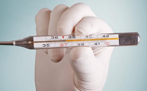 水银体温计腋下要加0.5吗