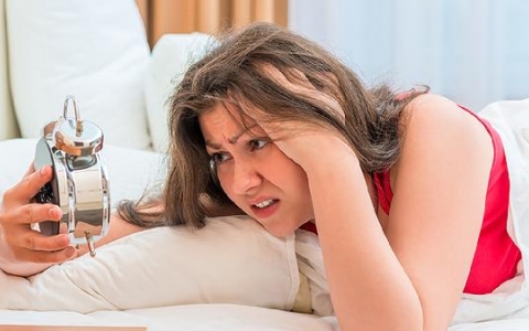 女人失眠对身体的伤害到底有多大