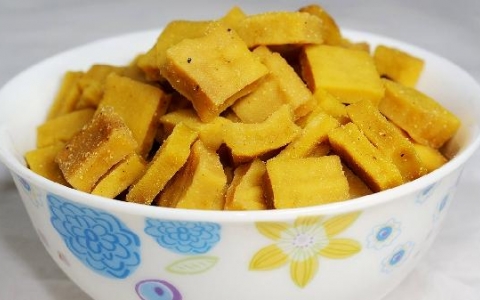 龟头上有白色豆腐渣一样的东西是怎么回事?