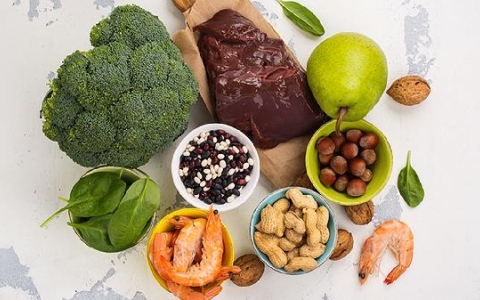 鼻腔内有红色的肉球是什么原因?