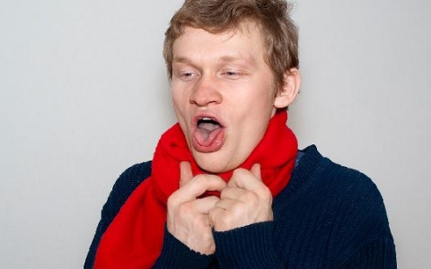 没有喉结的男人是怎么回事